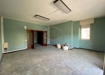 Appartamento Piazza Maestri dell'Artigianato, Savona (zona Centro) - foto 3