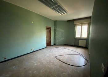 Appartamento Piazza Maestri dell'Artigianato, Savona (zona Centro) - foto 11