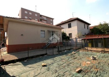 Villa Via Ippolito Nievo, Rho - foto 5