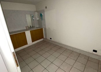 img_3258 - Negozio viale Hambury, 27, Alassio - foto 7