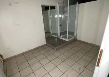 img_3256 - Negozio viale Hambury, 27, Alassio - foto 11