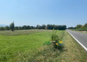 Terreno edificabile Strada Cornaccina 50, Medesano - foto 2