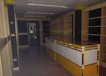 dettagli - Locale Commerciale Strada Statale 5 61, Scafa - foto 19