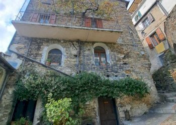 Immagine WhatsApp 2024-08-02 ore 17.03.29_628348ac - Porzione di casa Via Roma, Montalto Carpasio - foto 1
