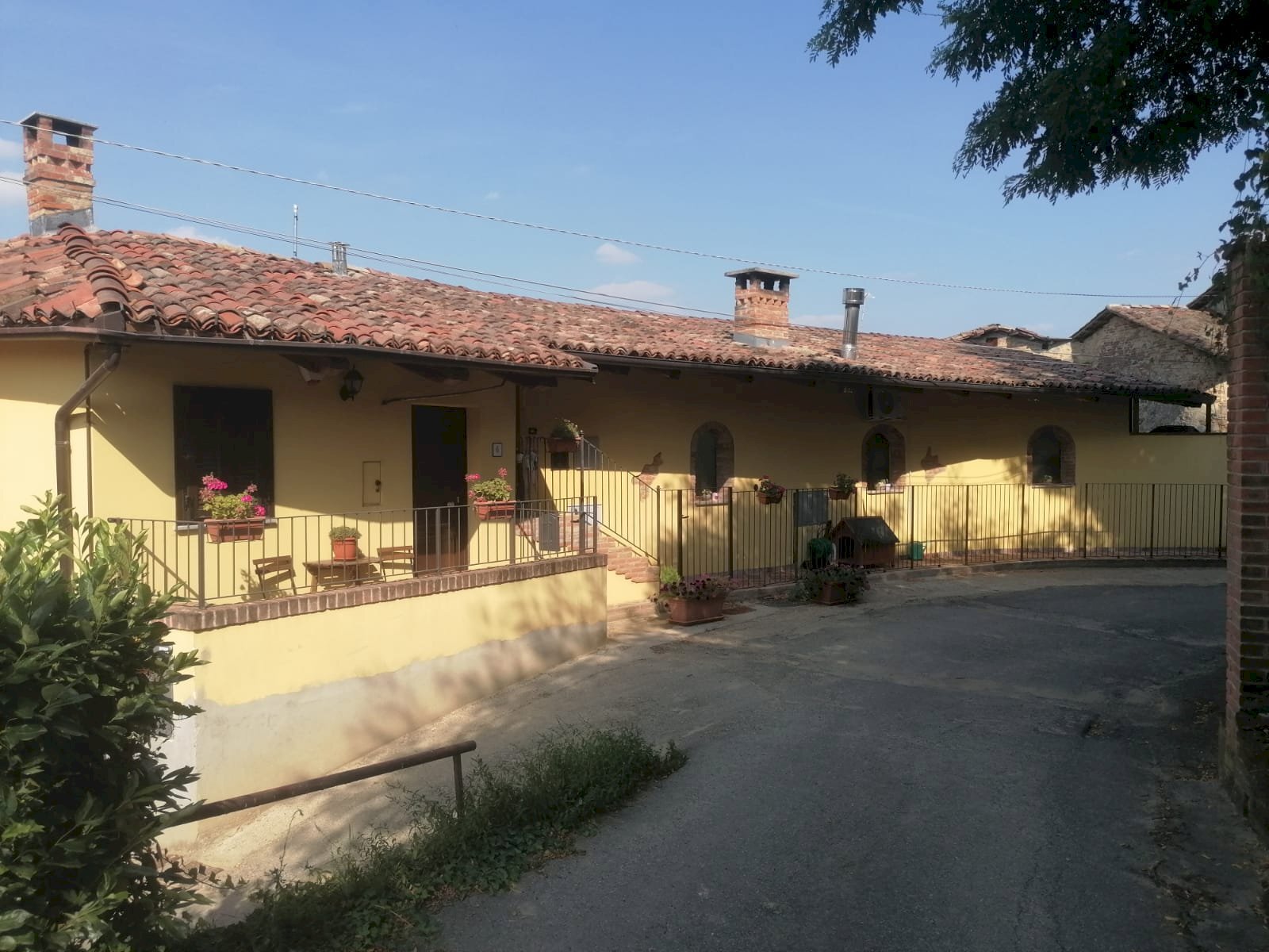 Semi-detached house Castelnuovo Don Bosco - photo 2