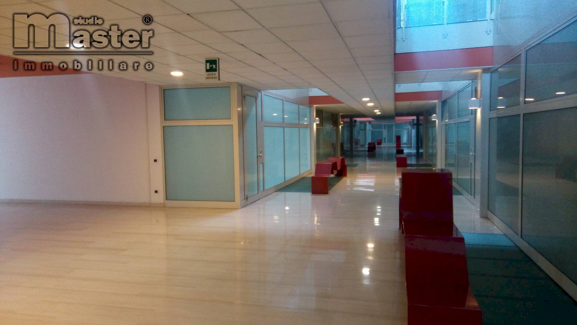 Office via galvani luigi, Spresiano - photo 2