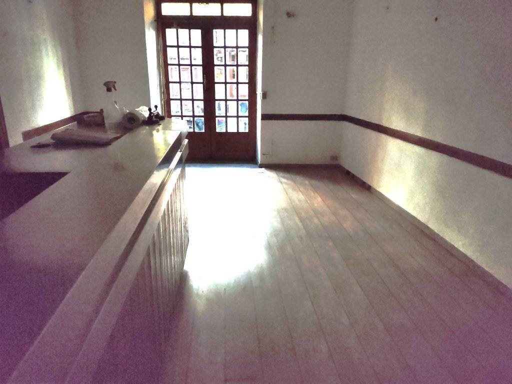 Soggiorno - Negozio via Patrioti Martiri, Dolceacqua - foto 3