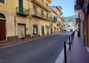 Zona - Negozio via Patrioti Martiri, Dolceacqua - foto 24