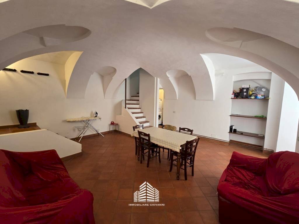 Salone - Non-buildable land via Monte di Pietà, 23, Bra - photo 2