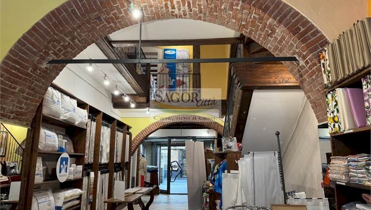 Negozio Pinerolo - foto 1