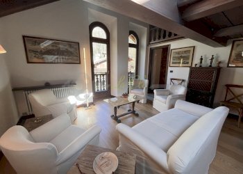 AFFITTO COURMAYEUR: zona giorno e sala pranzo - Appartamento Regione Belvedere 4, Courmayeur - foto 5