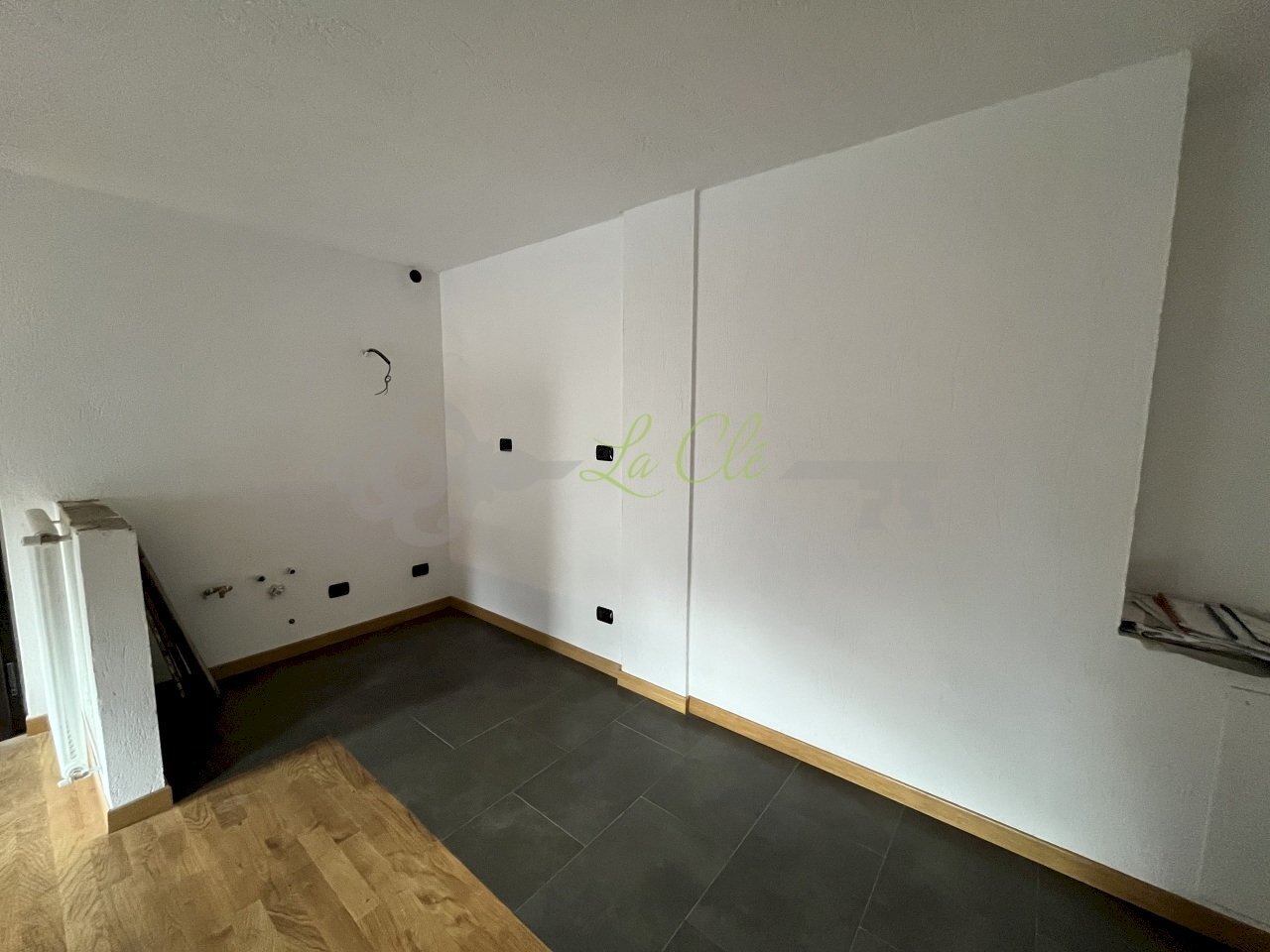 VENDITA COURMAYEUR: cucina - Quadrilocale Strada Larzey - Entrèves 28, Courmayeur - foto 2