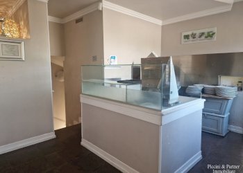 04.jpg - Restaurant Strada Tiberina Nord, Perugia - photo 4