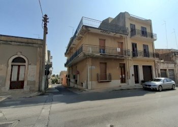 esterno 2 - Appartamento Via Vittorio Emanuele III 374, Canicattini Bagni - foto 3