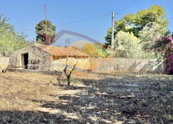 060777aa-799f-4d6f-b6ef-8ad285135abb.jpeg - Rustic VIA LUIGI MONTI, Siracusa - photo 18