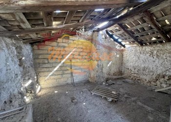 e07dead6-8acc-43a8-9adf-7a9a3b1df247.jpeg - Rustic VIA LUIGI MONTI, Siracusa - photo 26