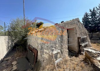 f6847d41-e650-4390-9a07-bb81e63f883a.jpeg - Rustic VIA LUIGI MONTI, Siracusa - photo 27