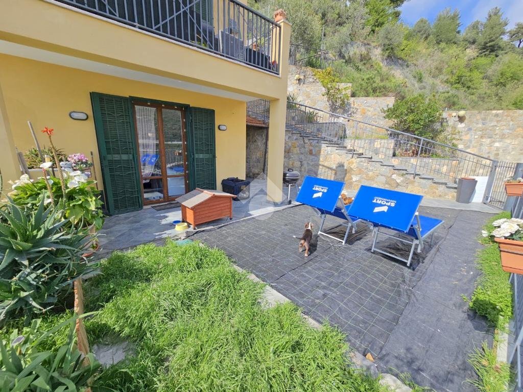 Three-room apartment Strada per I piani, Castellaro - photo 3