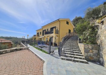 Bilocale Strada per I piani, Castellaro - foto 5