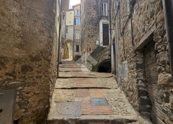 Four-room apartment Via roma, Ceriana - photo 7