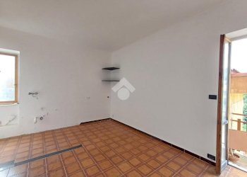 Three-room apartment Via Gen. Francesco Strata, Savignone - photo 5