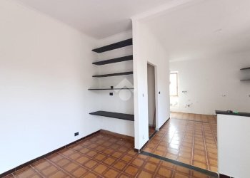 Three-room apartment Via Gen. Francesco Strata, Savignone - photo 8
