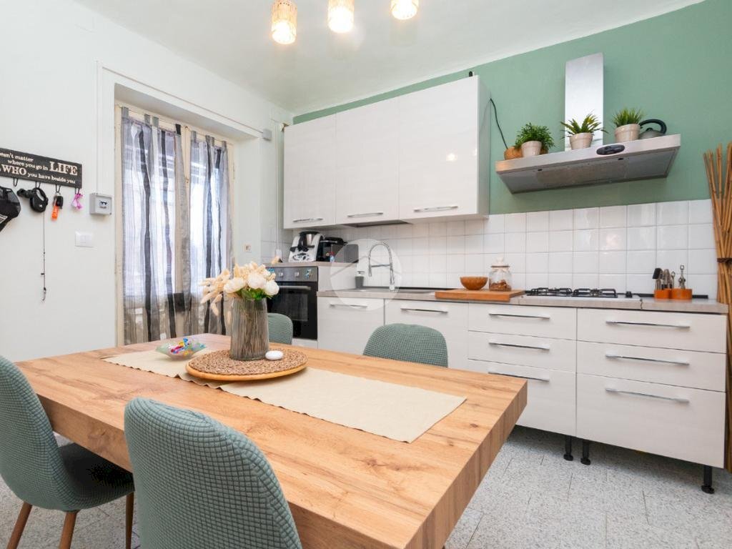 Three-room apartment Via rivalta, Beinasco - photo 1