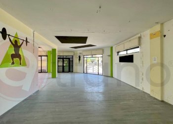 Locale Commerciale Piazza Paolo VI, Aquino - foto 10