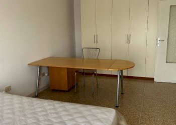 Camera da letto - Appartamento via Tommaso Salvini, 2, Bologna (zona San Donato) - foto 7