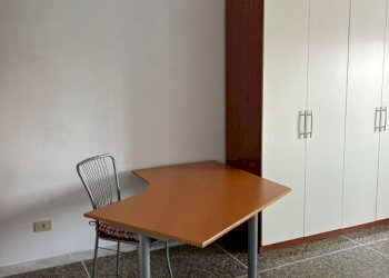 Camera da letto - Appartamento via Tommaso Salvini, 2, Bologna (zona San Donato) - foto 9