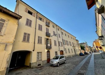 facciata - Appartamento via Amedeo Avogadro di Quaregna, 26, Biella - foto 4