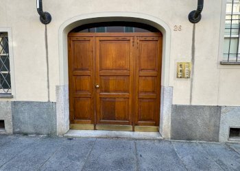 ingresso - Appartamento via Amedeo Avogadro di Quaregna, 26, Biella - foto 8