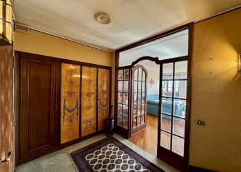 corridoio - Appartamento via Amedeo Avogadro di Quaregna, 26, Biella - foto 14