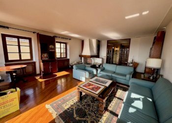 sala - Appartamento via Amedeo Avogadro di Quaregna, 26, Biella - foto 15