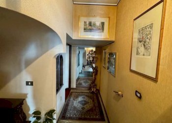 corridoio - Appartamento via Amedeo Avogadro di Quaregna, 26, Biella - foto 27