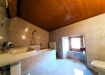 Bagno - Villa a Schiera via Carolo, 15, Ponte in Valtellina - foto 17