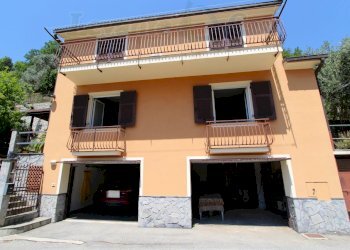 01.jpg - Villa Avegno - foto 1