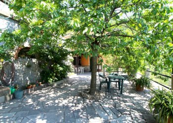 02.jpg - Villa Avegno - foto 2