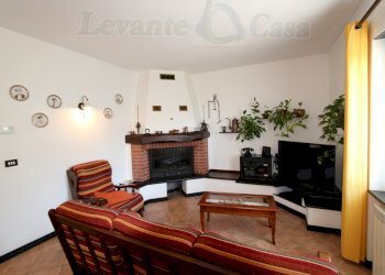 06.jpg - Villa Avegno - foto 7