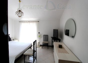 12.jpg - Villa Avegno - foto 14