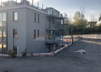 YCTMpVGwRr+yUEx36OyGfw.jpg - Locale Commerciale Via degli Oliveti 20, Carrara - foto 6