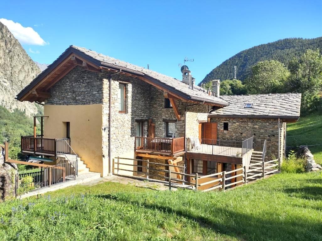 Bilocale Ollomont - foto 1