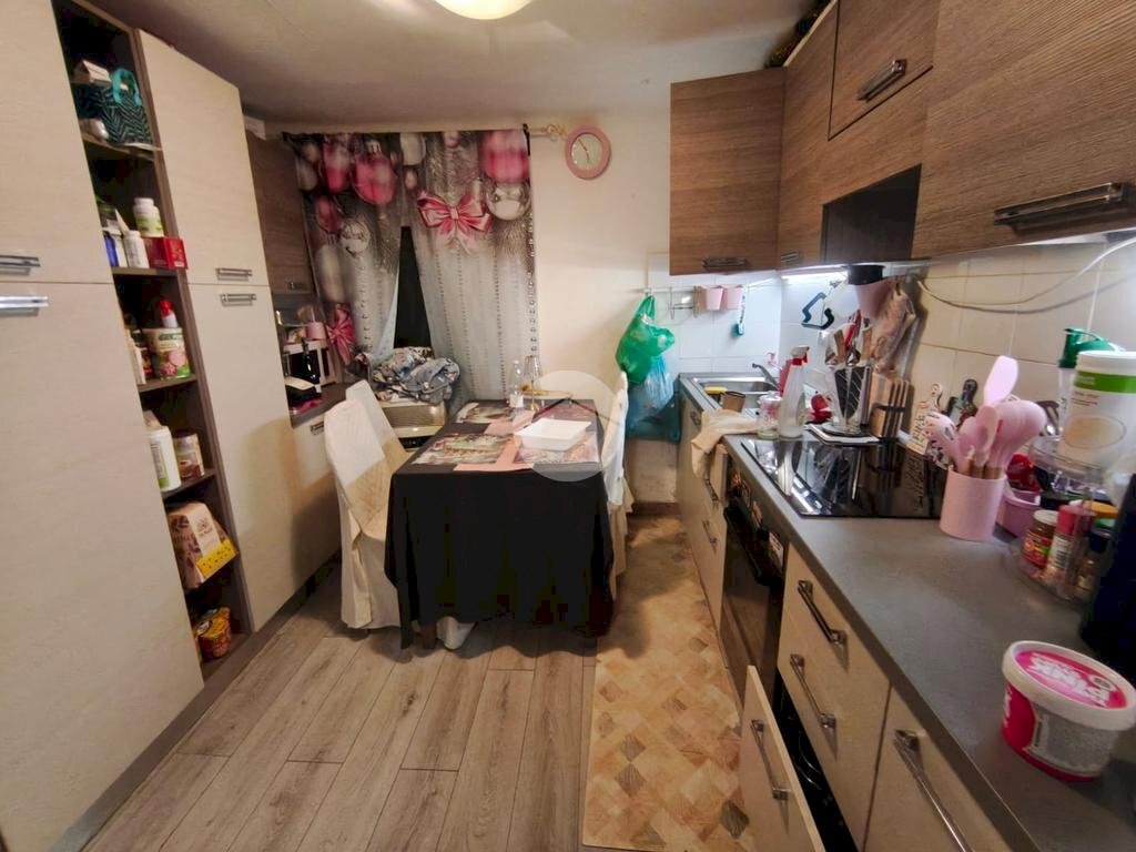 Three-room apartment Via Germano Jori, Genova (neighborhood Certosa) - photo 2