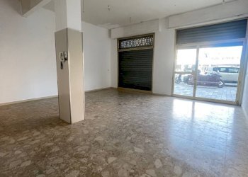 Attività Commerciale via aurelia, Vado Ligure - foto 7