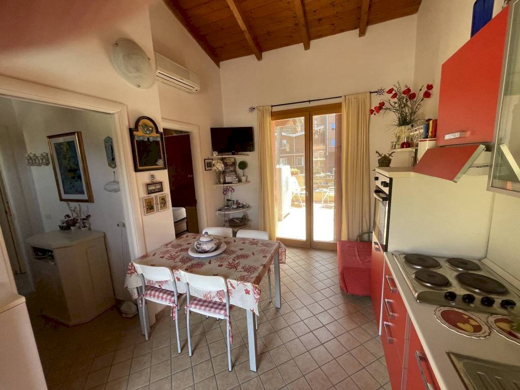 Cucina - Three-room apartment viale Ippocastani, Ravenna (neighborhood Porto Corsini) - photo 2