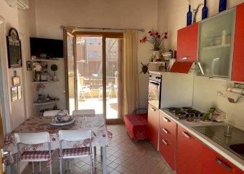 Cucina - Trilocale viale Ippocastani, Ravenna (zona Porto Corsini) - foto 1