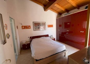 Camera da letto - Trilocale viale Ippocastani, Ravenna (zona Porto Corsini) - foto 9