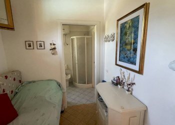 Camera da letto - Trilocale viale Ippocastani, Ravenna (zona Porto Corsini) - foto 18