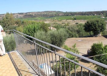Balcone - Villa contrada Corvisiero, Rocca Imperiale - foto 4