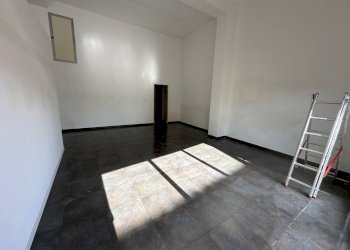 IMG-20250227-WA0008.jpg - Magazzino Via Sanremo 1703, Scicli - foto 3